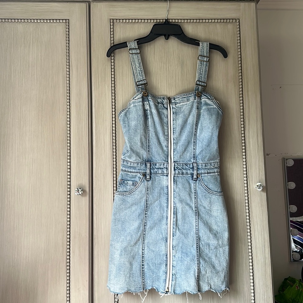 Pistola denim overall dress